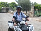 Sisa und sein Quad, Alonissos 2012.JPG